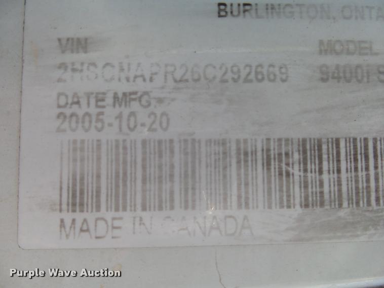 image for item K1138 2006 International 9400i semi truck