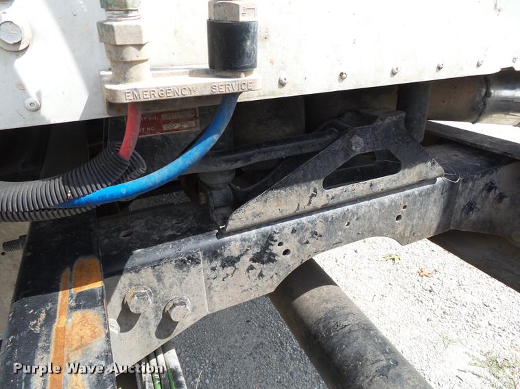 image for item K1139 2007 International 9400i semi truck