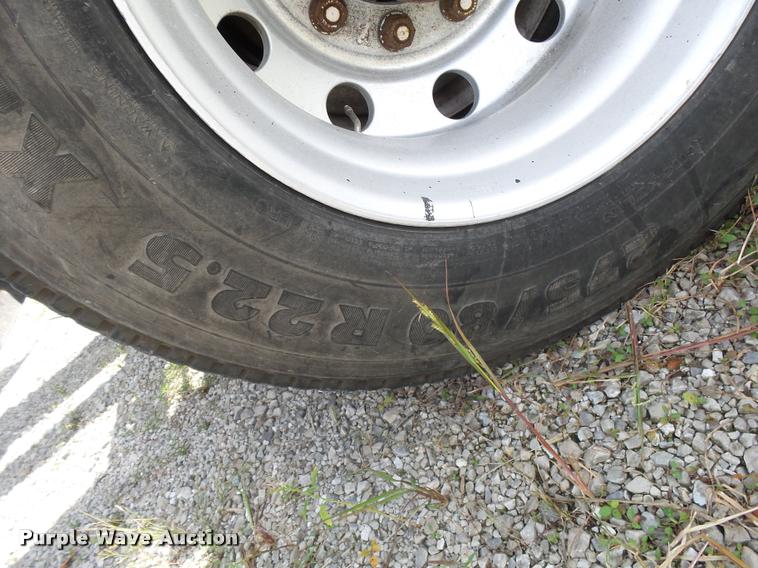 image for item K1139 2007 International 9400i semi truck