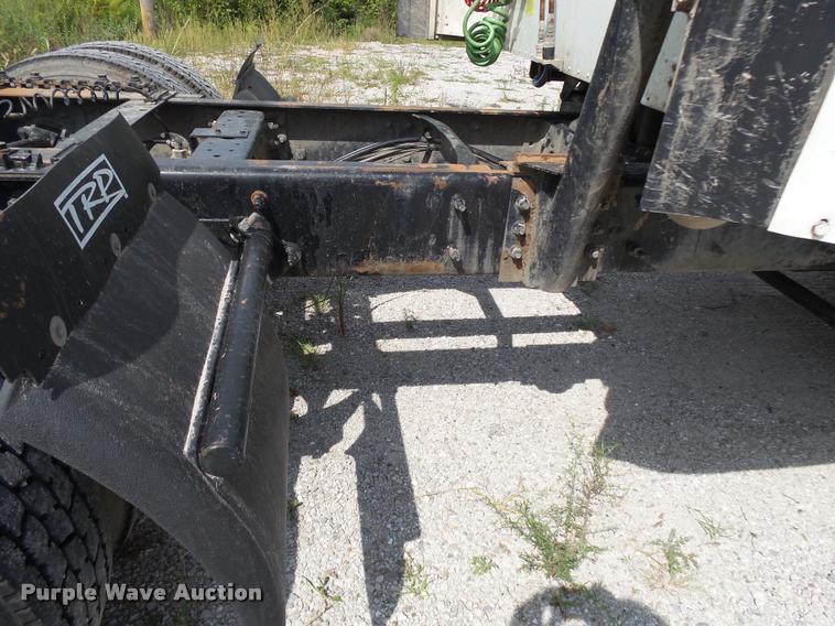 image for item K1139 2007 International 9400i semi truck