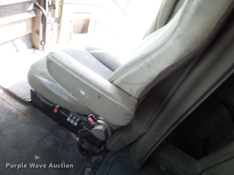 image for item K1139 2007 International 9400i semi truck