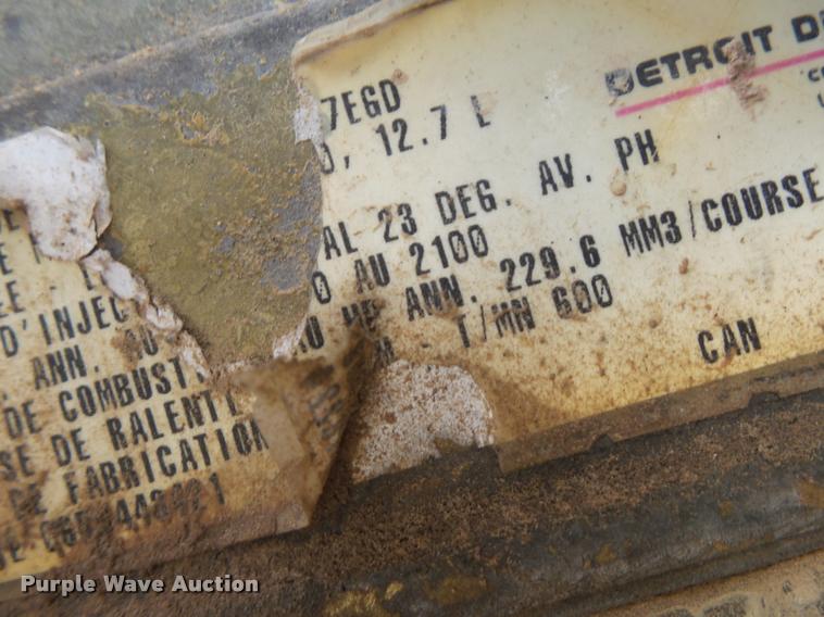 image for item K1140 1999 Peterbilt 377 semi truck