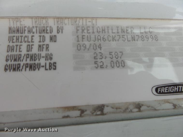 image for item K1141 2005 Freightliner Columbia semi truck