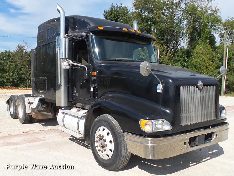 image for item K1143 2007 International 9400i semi truck