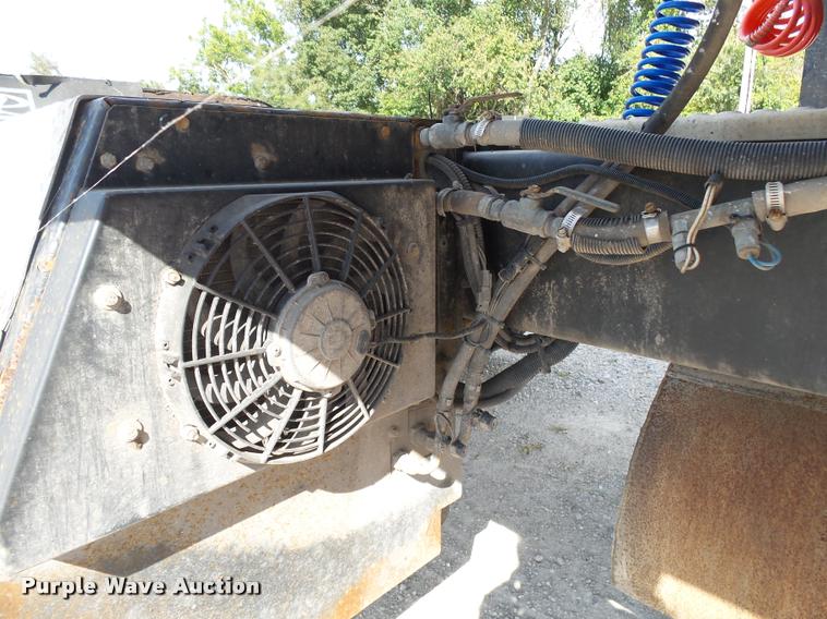 image for item K1143 2007 International 9400i semi truck