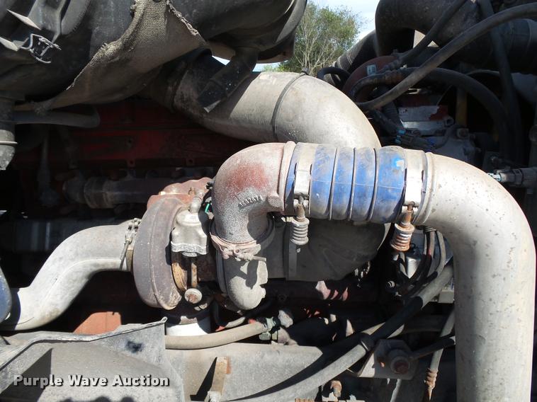 image for item K1143 2007 International 9400i semi truck