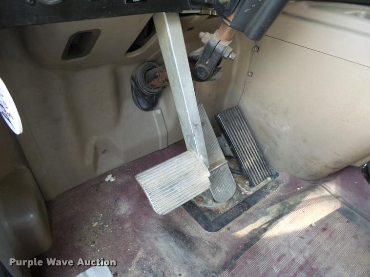 image for item K1143 2007 International 9400i semi truck