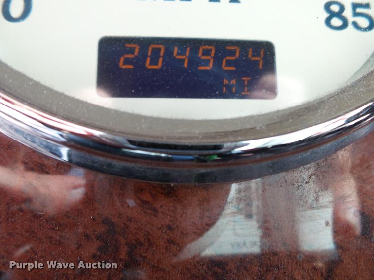 image for item K1143 2007 International 9400i semi truck