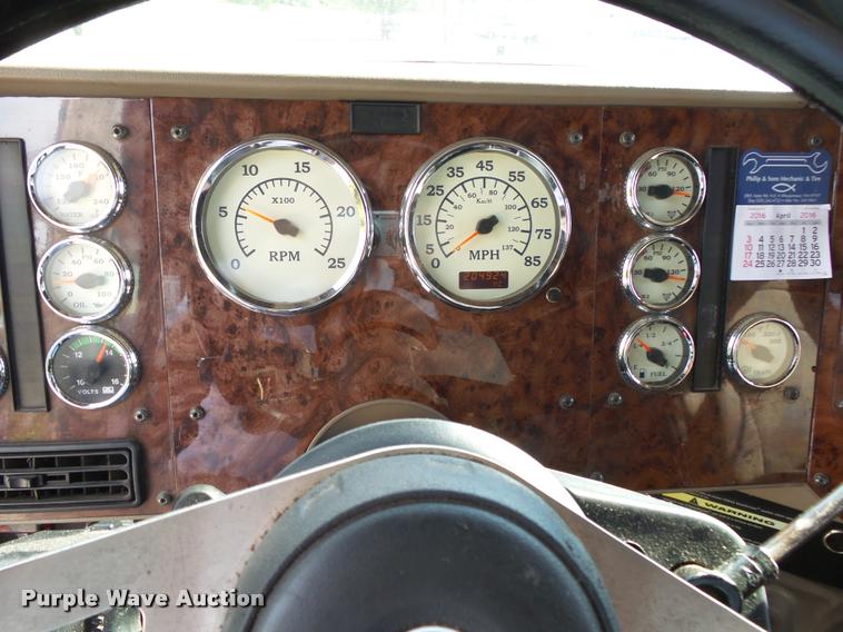 image for item K1143 2007 International 9400i semi truck