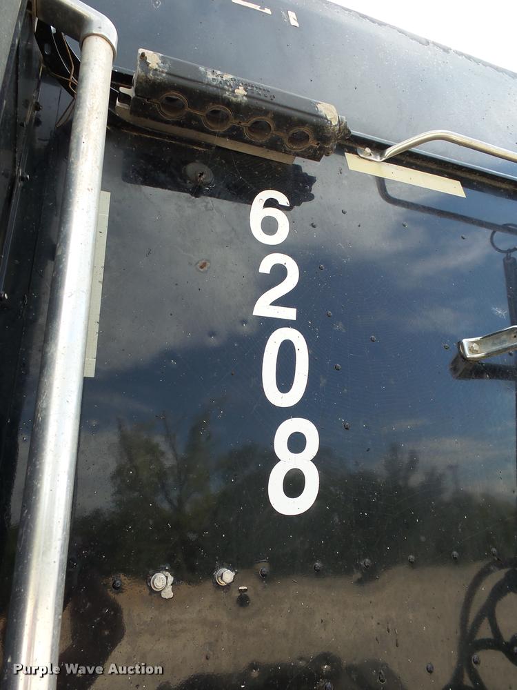 image for item K1143 2007 International 9400i semi truck