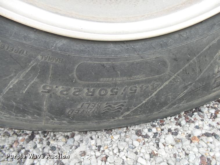 image for item K1144 2007 International 9400i semi truck