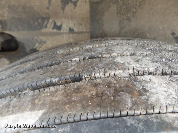 image for item K1144 2007 International 9400i semi truck