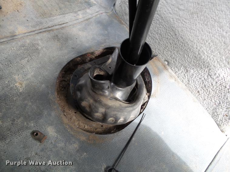 image for item K1144 2007 International 9400i semi truck