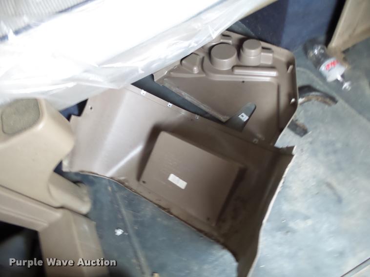 image for item K1144 2007 International 9400i semi truck