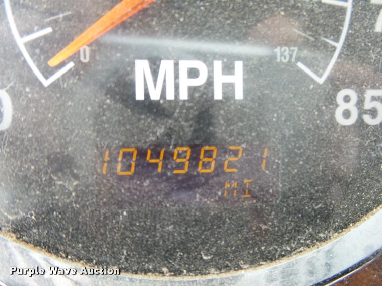 image for item K1144 2007 International 9400i semi truck