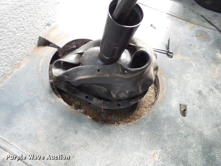 image for item K1144 2007 International 9400i semi truck