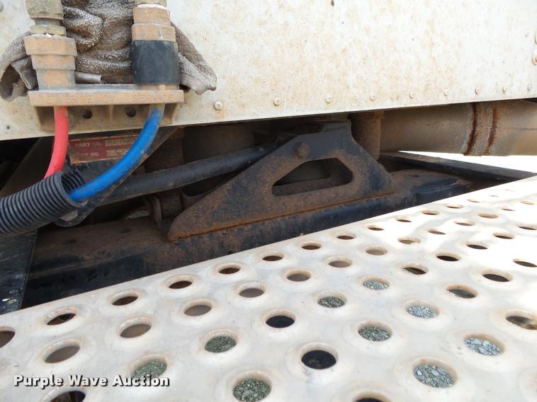 image for item K1145 2007 International 9400i semi truck