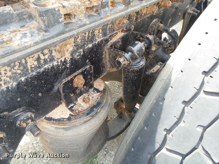 image for item K1145 2007 International 9400i semi truck