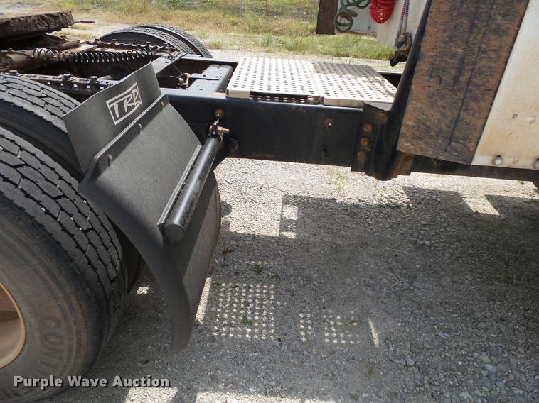 image for item K1145 2007 International 9400i semi truck