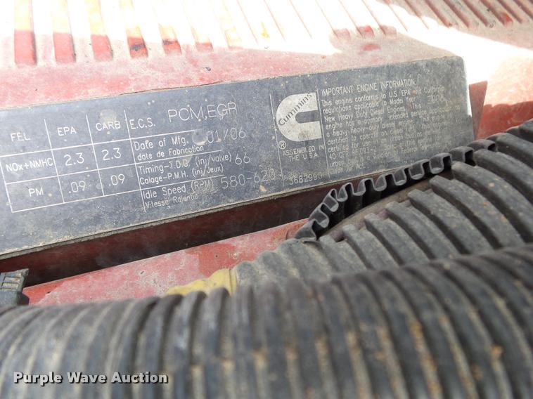 image for item K1145 2007 International 9400i semi truck