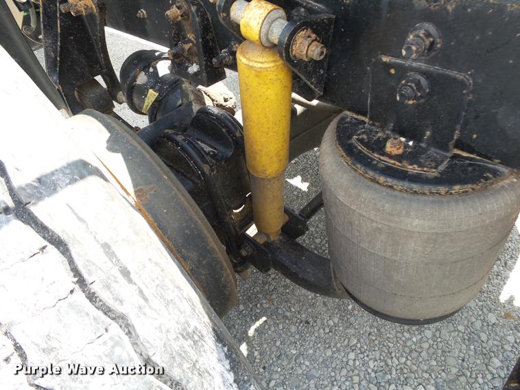 image for item K1146 2007 International 9400i semi truck