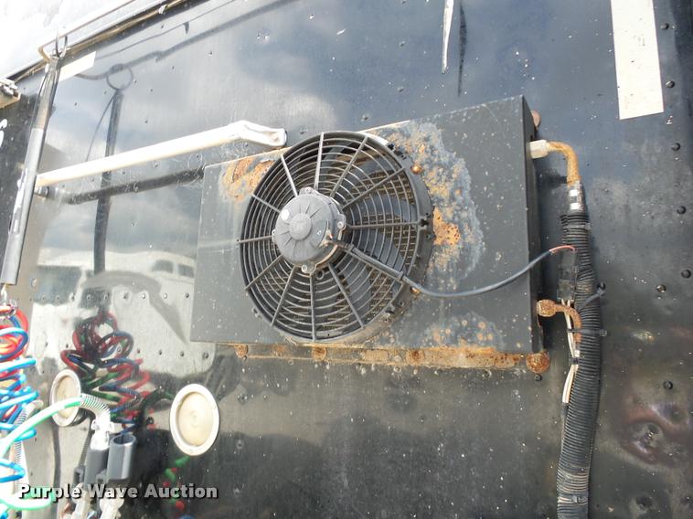 image for item K1146 2007 International 9400i semi truck