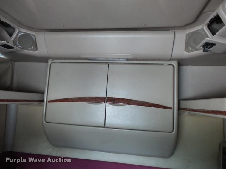 image for item K1146 2007 International 9400i semi truck