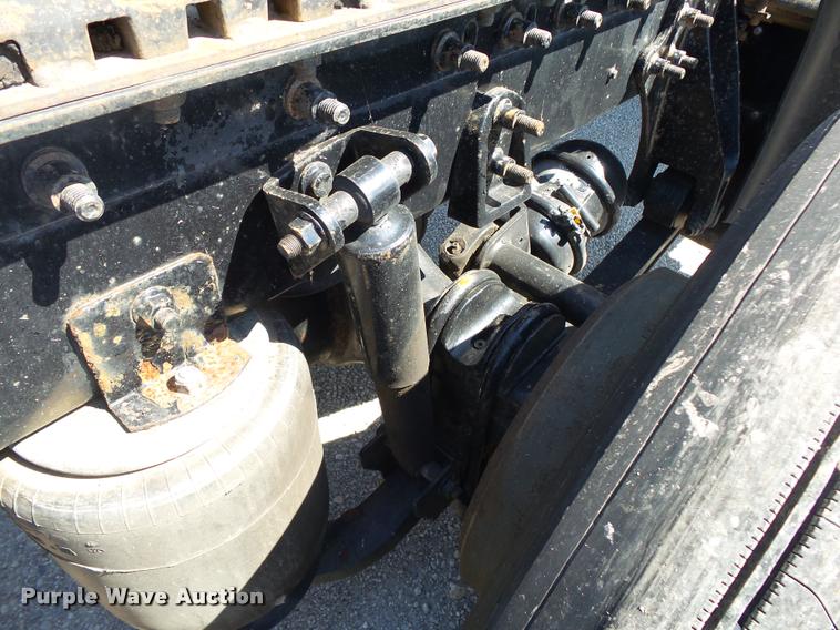 image for item K1147 2006 International 9400i semi truck