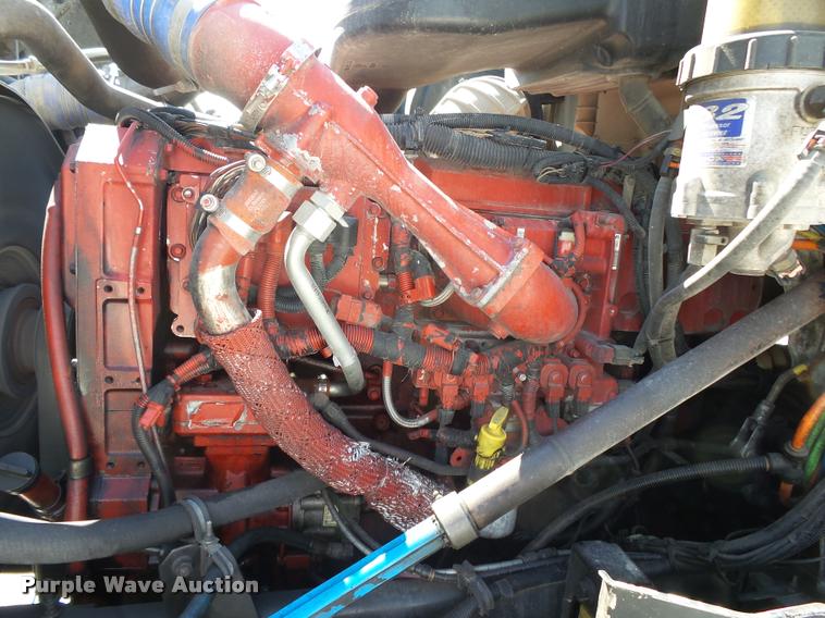 image for item K1147 2006 International 9400i semi truck