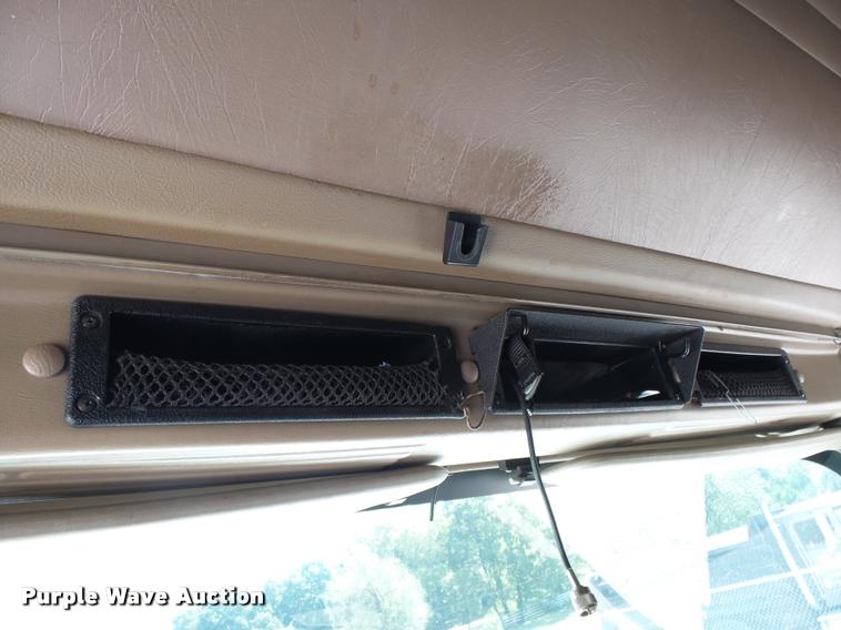 image for item K1147 2006 International 9400i semi truck