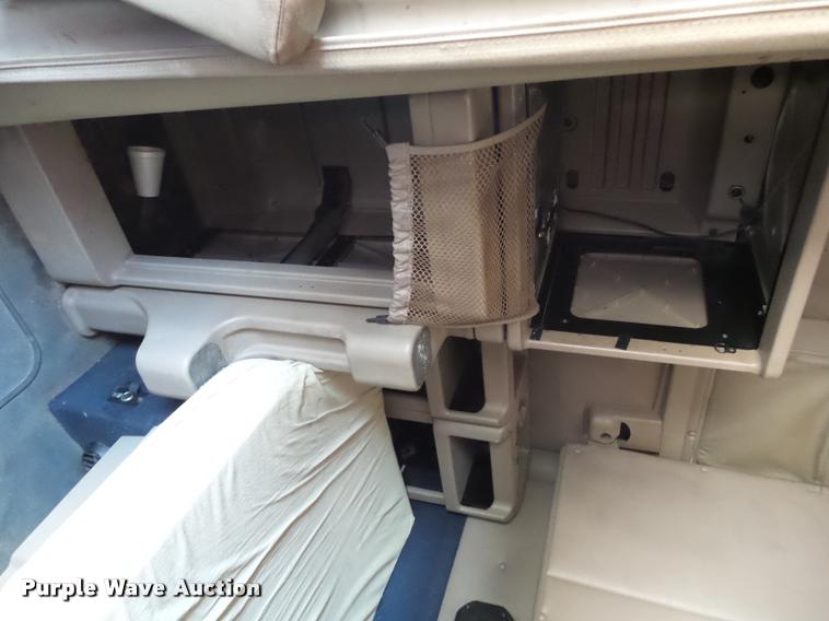 image for item K1147 2006 International 9400i semi truck