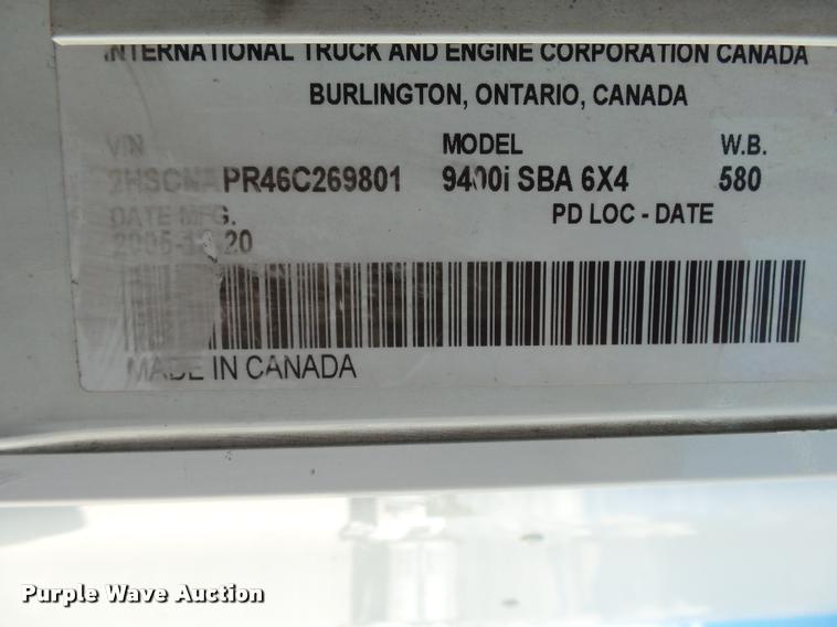 image for item K1147 2006 International 9400i semi truck