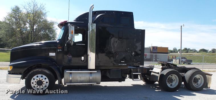 image for item K1148 2007 International 9400i semi truck