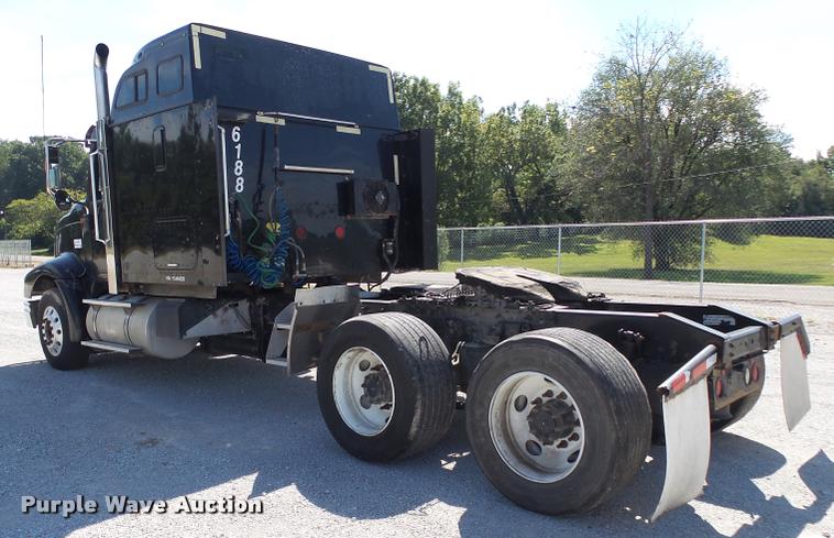 image for item K1148 2007 International 9400i semi truck