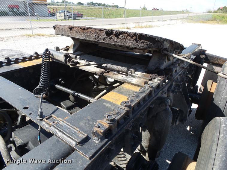 image for item K1148 2007 International 9400i semi truck