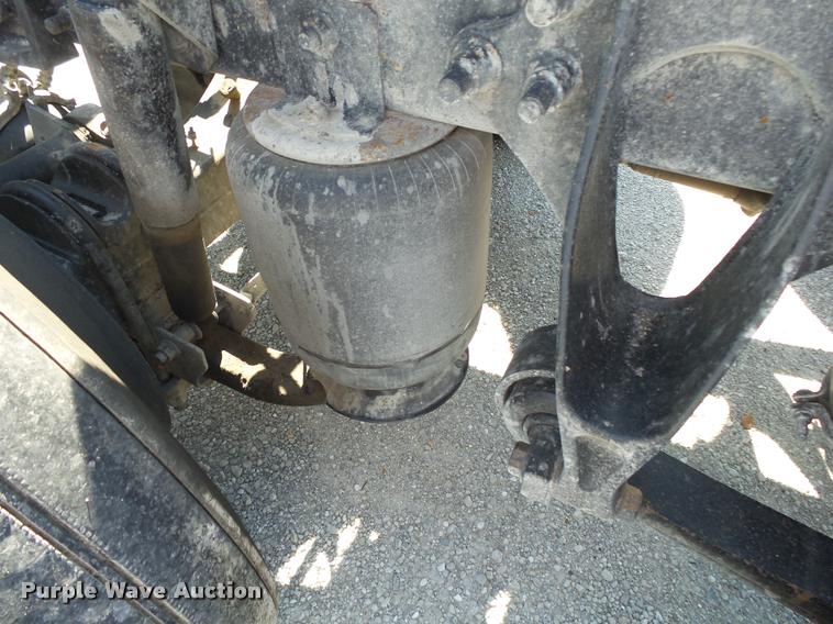 image for item K1148 2007 International 9400i semi truck