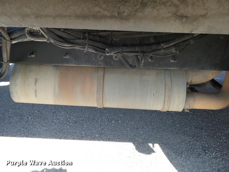 image for item K1148 2007 International 9400i semi truck