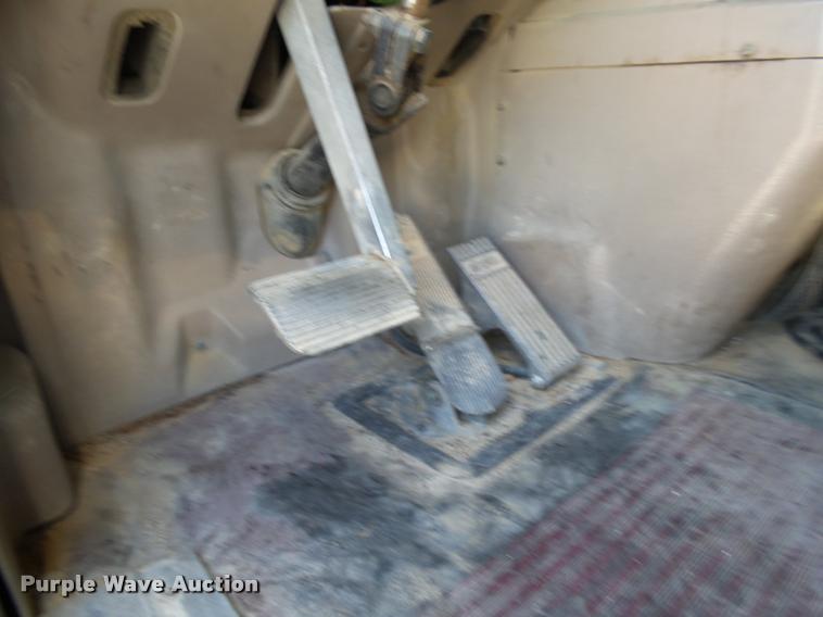 image for item K1148 2007 International 9400i semi truck