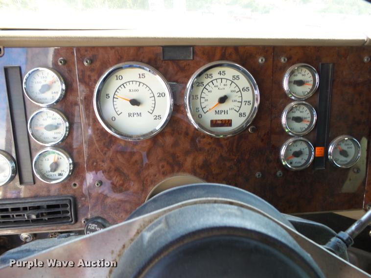 image for item K1148 2007 International 9400i semi truck