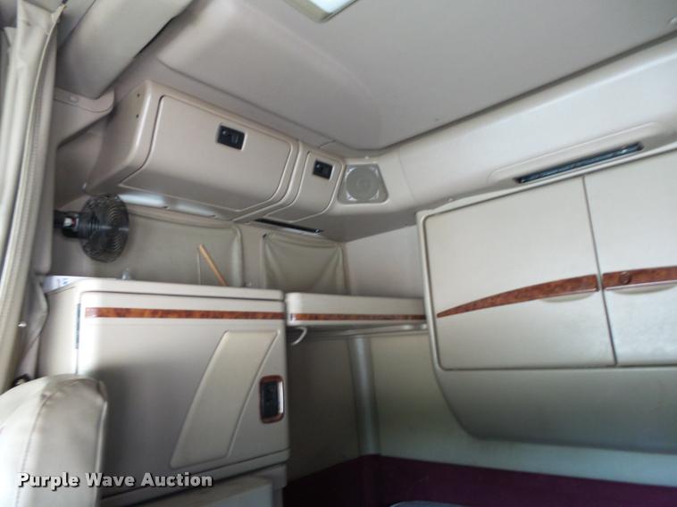 image for item K1148 2007 International 9400i semi truck