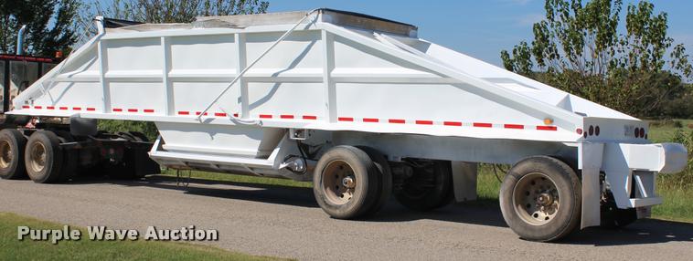image for item K1951 2006 Trail Blazer bottom dump trailer