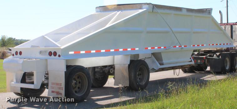 image for item K1951 2006 Trail Blazer bottom dump trailer