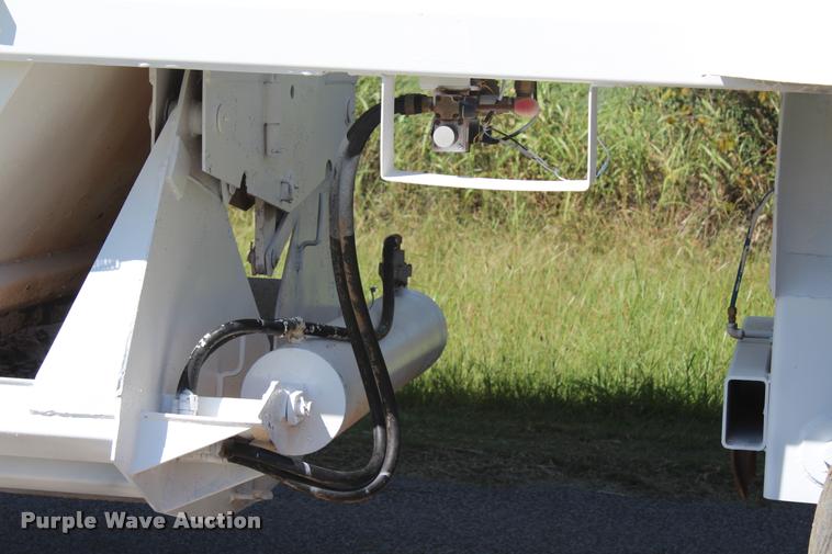 image for item K1951 2006 Trail Blazer bottom dump trailer