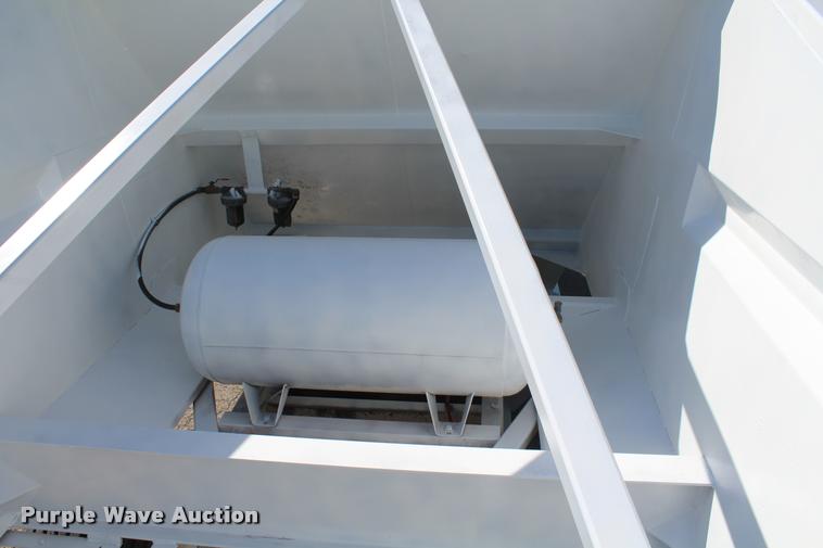 image for item K1951 2006 Trail Blazer bottom dump trailer