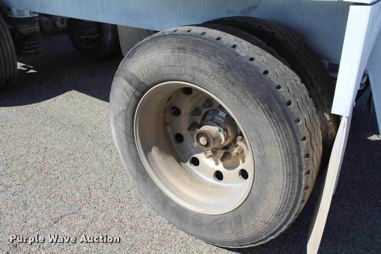 image for item K1951 2006 Trail Blazer bottom dump trailer