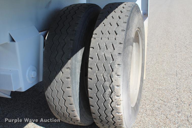 image for item K1951 2006 Trail Blazer bottom dump trailer