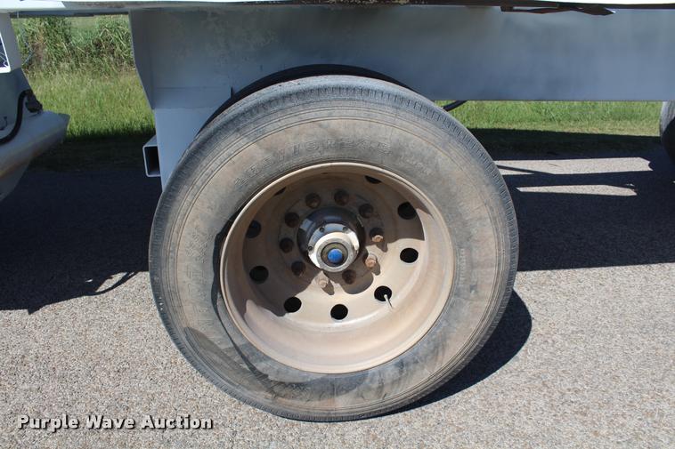 image for item K1951 2006 Trail Blazer bottom dump trailer