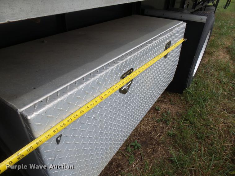 image for item K1976 2003 Transcraft Eagle II flatbed trailer