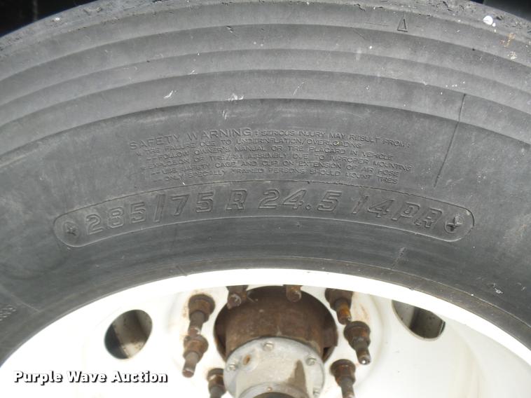 image for item K1976 2003 Transcraft Eagle II flatbed trailer