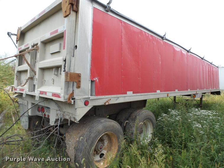 image for item K2059 1997 Travis 39FT end dump trailer